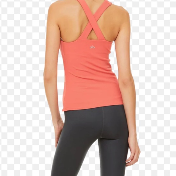Alo Elevate Tank Top - Picture 2 of 3